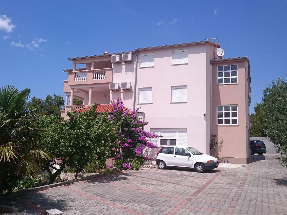 Marela Apartments Drage Exterior foto